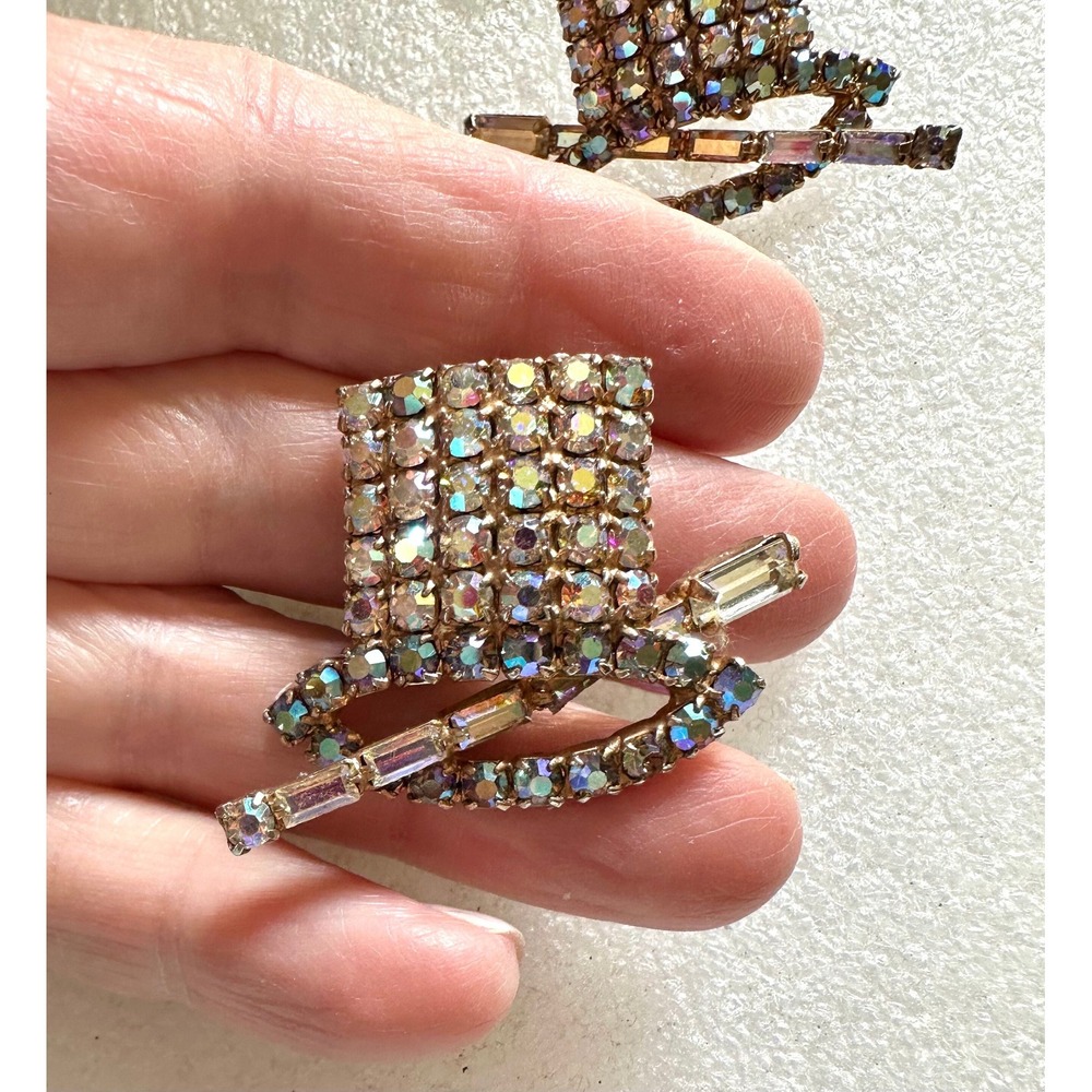 Hobe' Aurora Borealis Rhinestone Pin & Earrings Set Top Hat w/ Cane - Picture 6 of 7